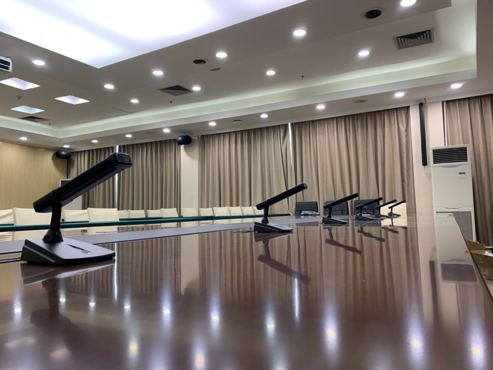 成都市金堂县县政府会议室改造项目