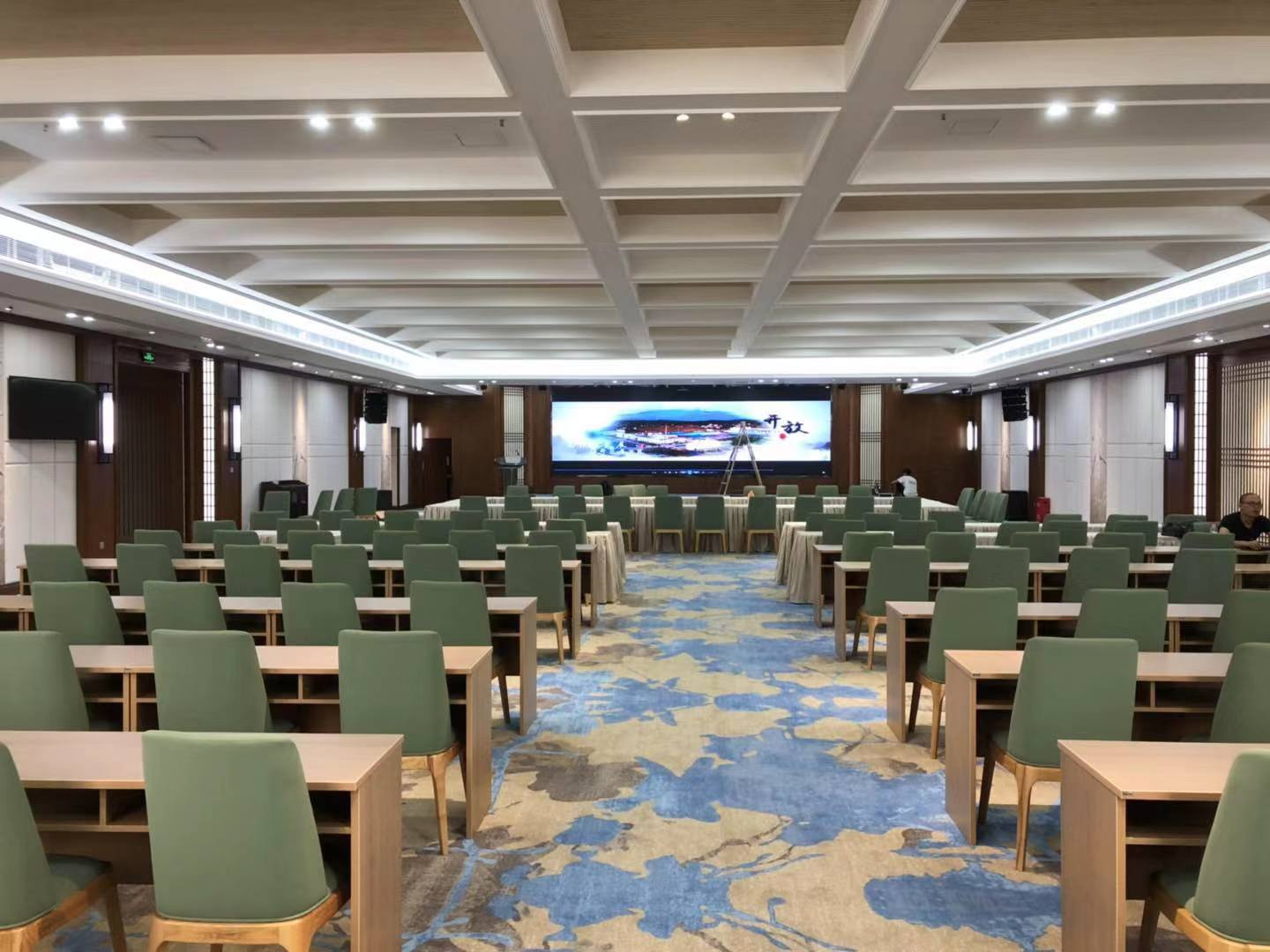 南充市南部县经开区大会议室改造项目